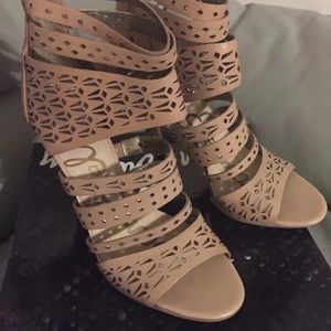 SOLD Sam Edelman Alysia Lasercut Beige pumps 9M